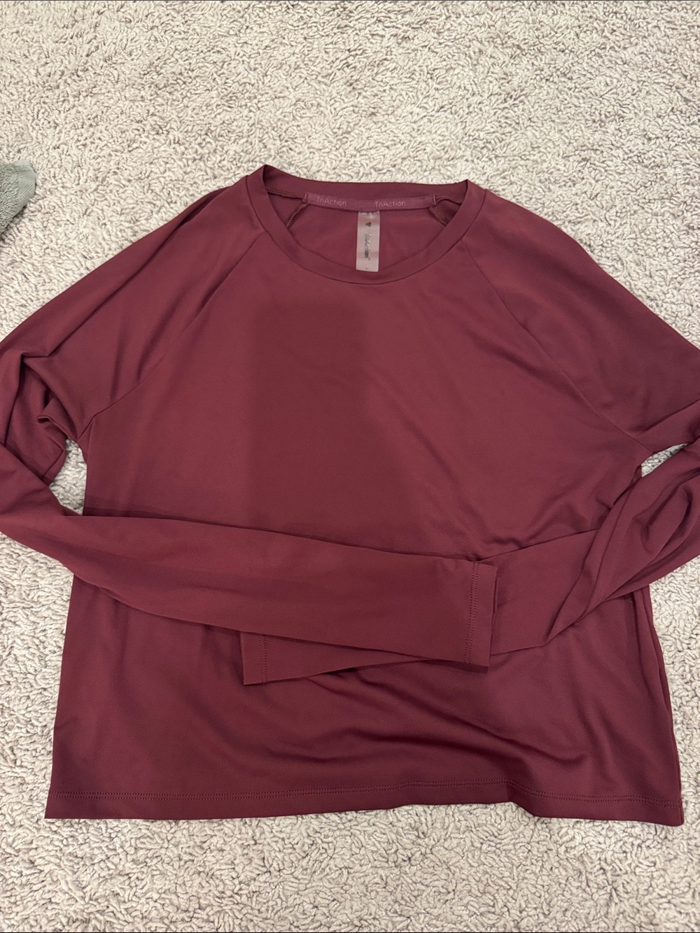 Aritzia TNA Women’s Long Sleeve Crew Neck Top - Burgundy